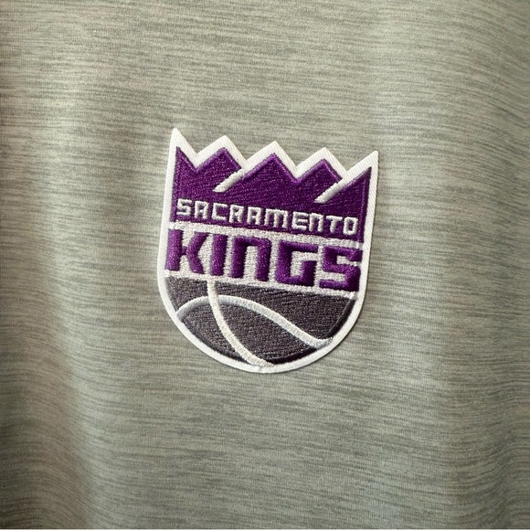 Antigua Sacramento Kings Polo Shirt in Size Large - Picture 2 of 8